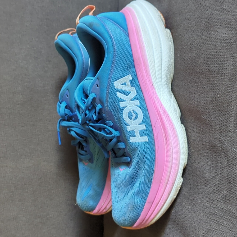 Hoka one one